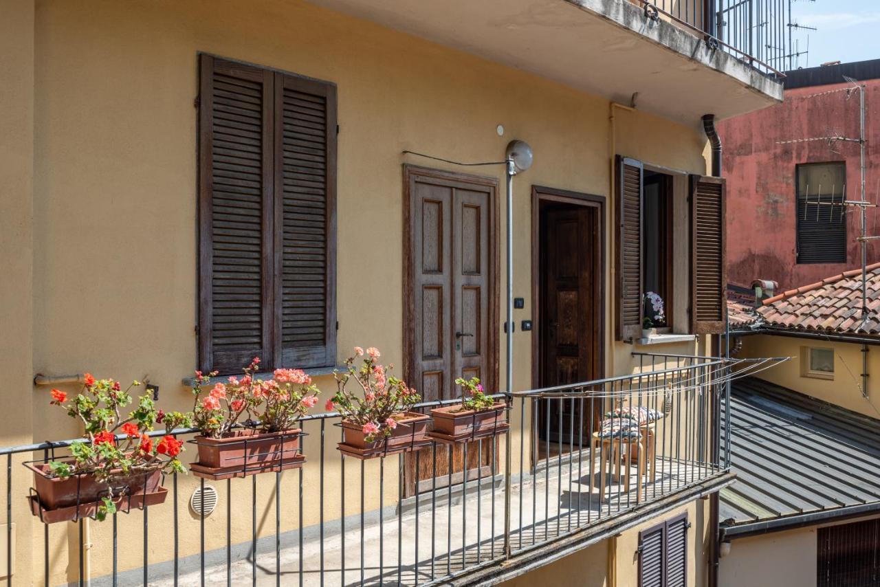 Como Renovated Apartment ภายนอก รูปภาพ